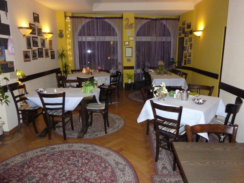 Achathotel Zum Schwan Idar-Oberstein Exterior photo